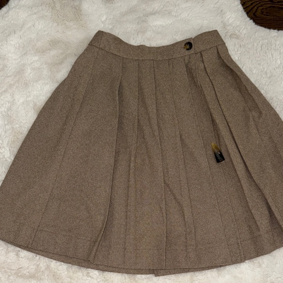Elegant Brown Women's Skirt - Picture 1 of 2